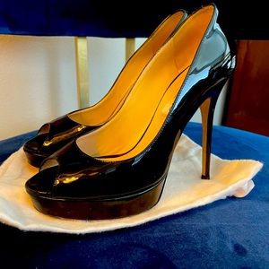 JIMMY CHOO CROWN PATENT LEATHER PLATFORM HEELS
